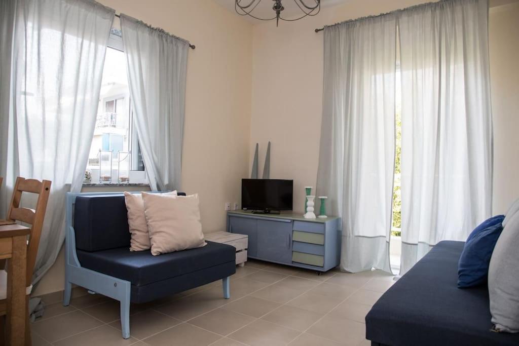 Blue Theros Apartments Paralia Dionysiou Exterior photo